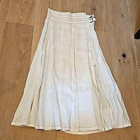 White linen maxi a line skirt size 4 Tweeds - Picture 9 of 9